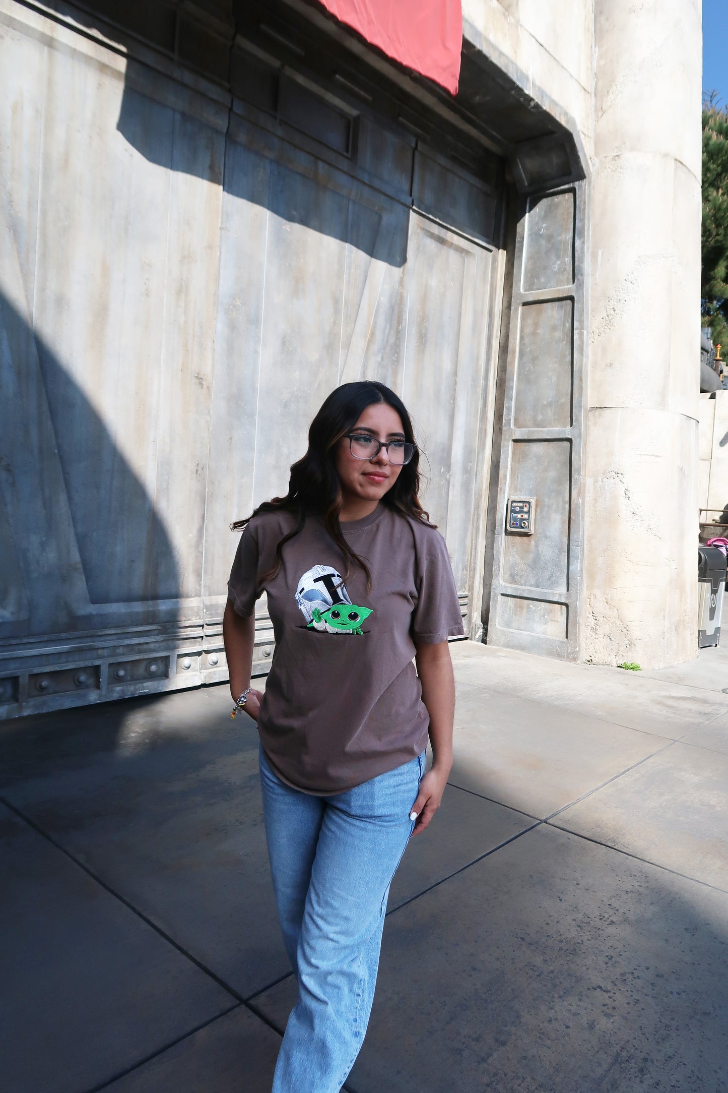 Peek-a-Boo Alien T-Shirt
